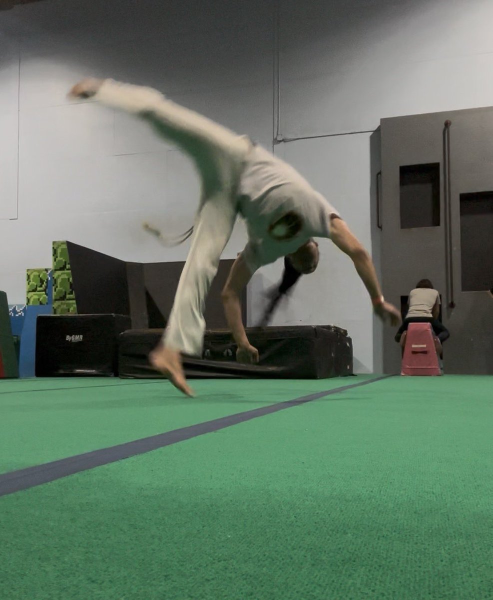 UnRooolie aka Quilombo tweet media