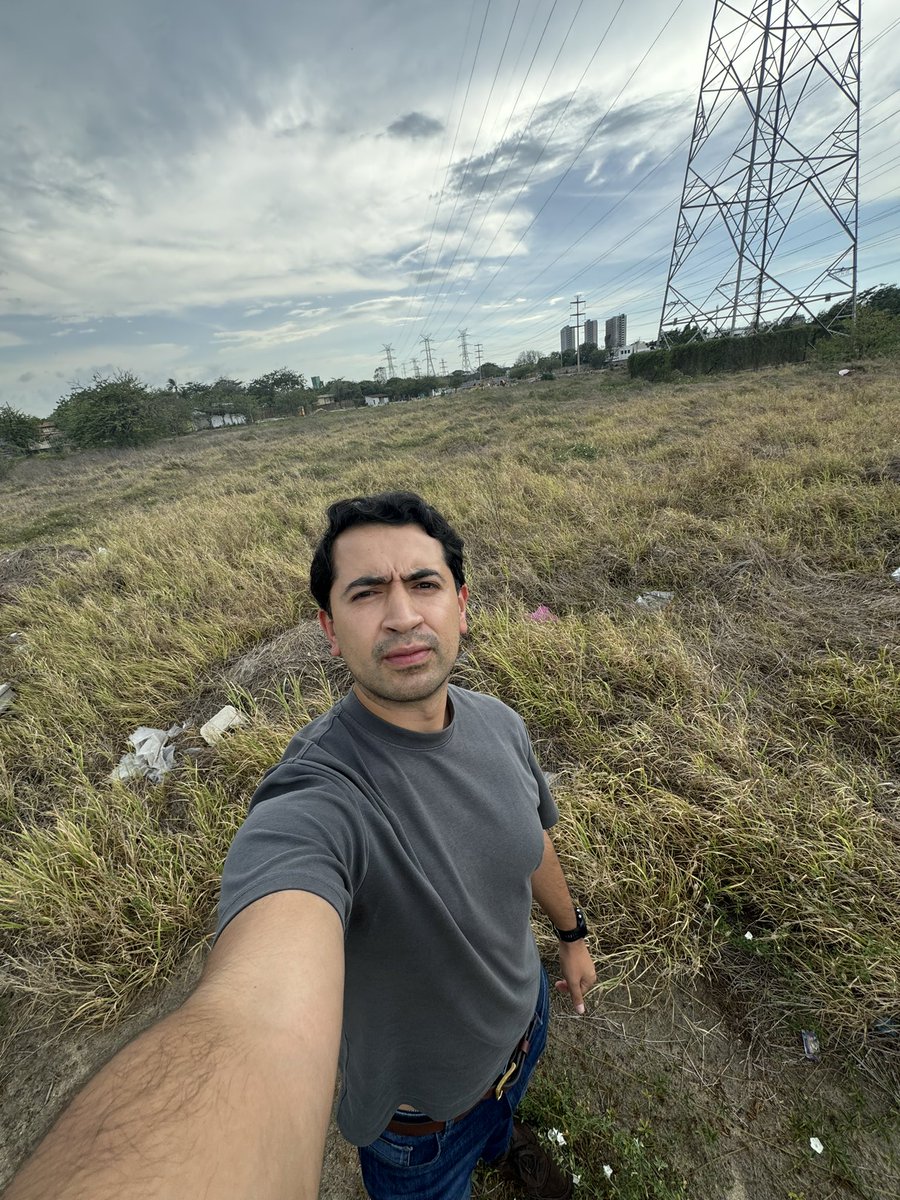 Daniel F. Briceño tweet media