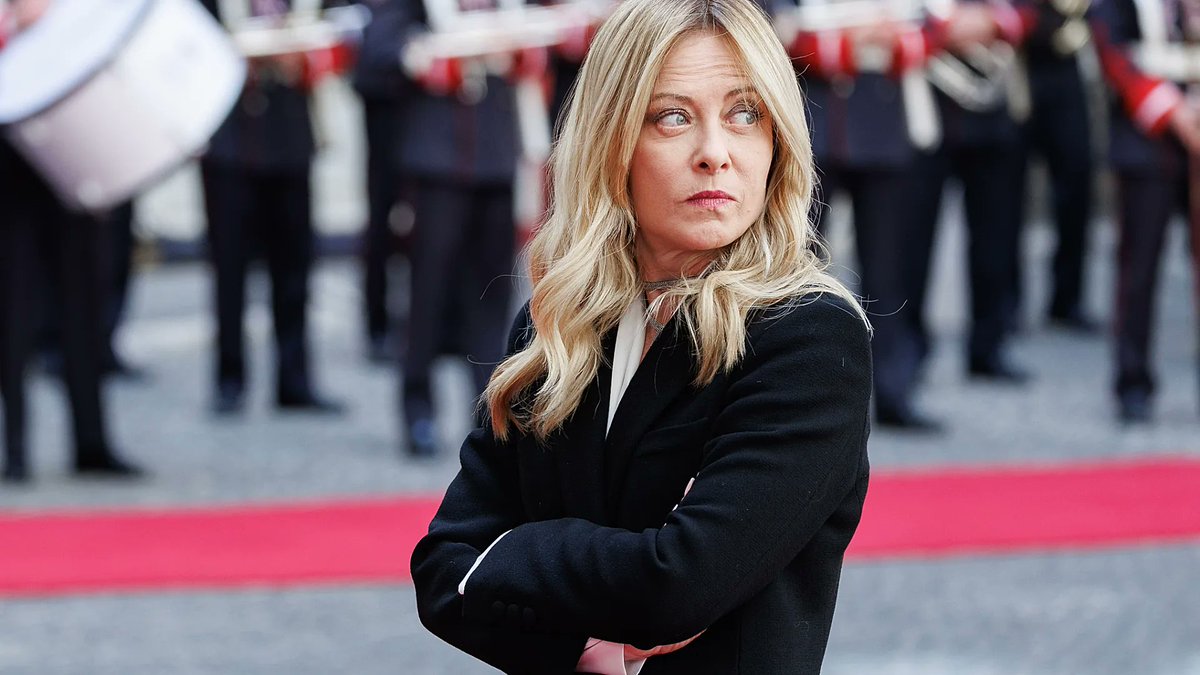 Rina Lu🇷🇺 tweet media