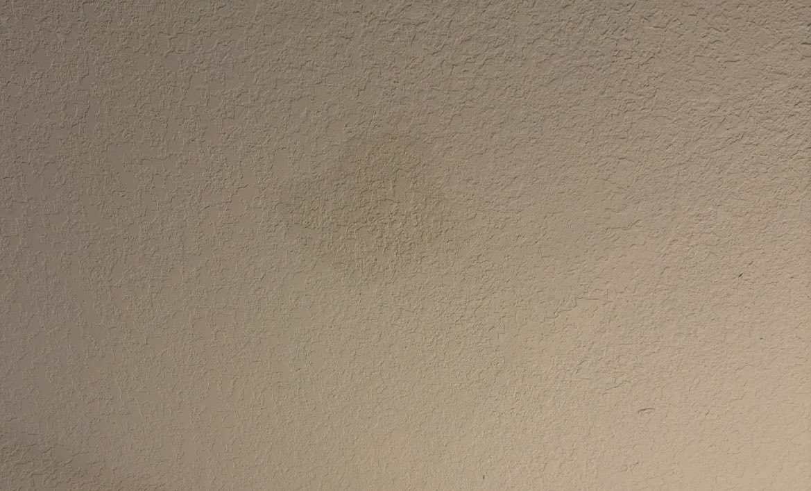 FireAngel2013's tweet photo. @HeritageATX Paid $250 on April 3 for a “warranty repair” no response until April 8, then ignored again while my ceiling leaked. Megan B finally replied April 15 just to say the warranty doesn’t transfer—after taking my money. Since then Silence. Took my money, did nothing. https://t.co/BCu1p2dcMe