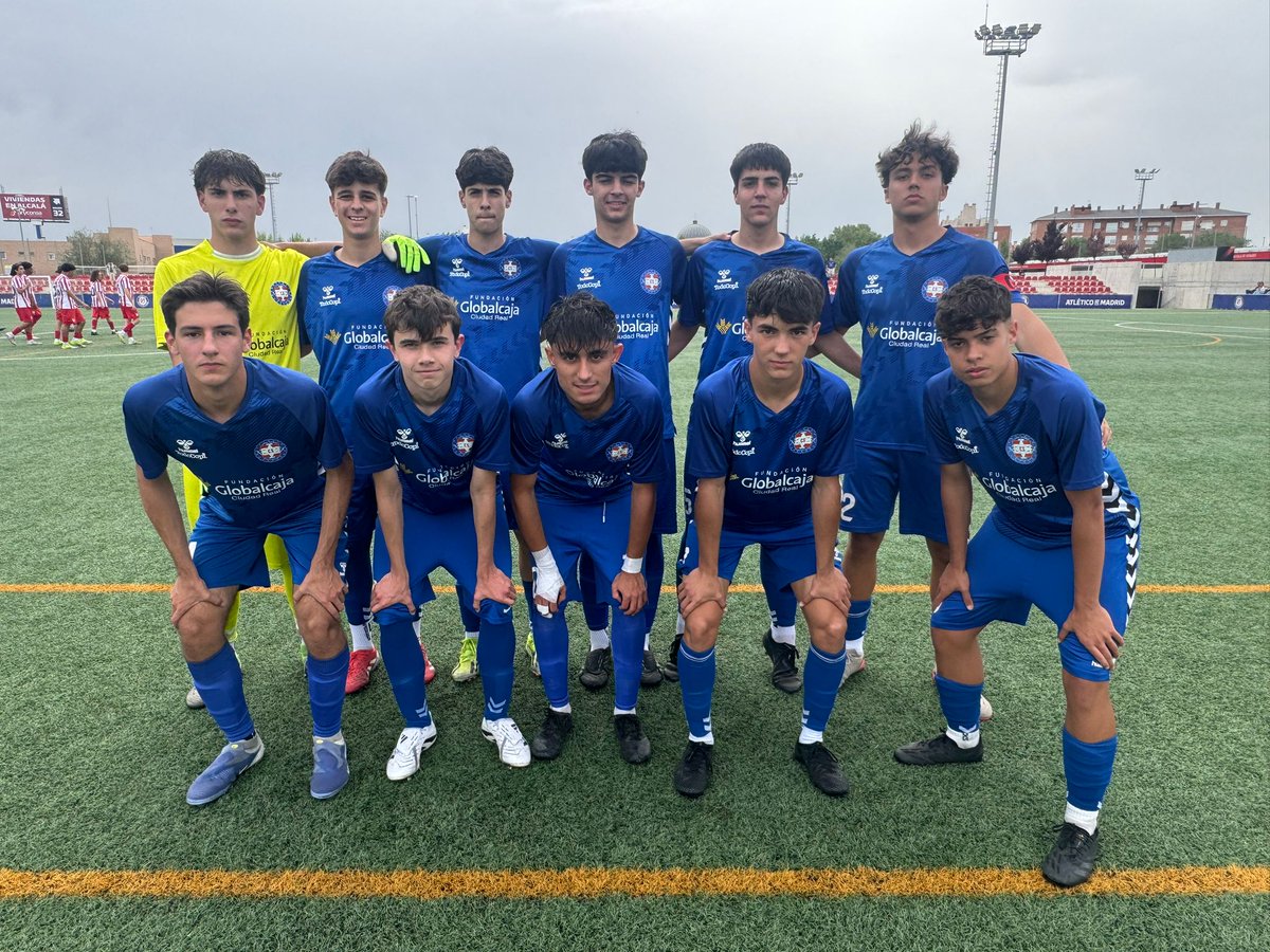 CanteraCSP's tweet photo. Una tarde para el recuerdo de nuestros infantiles y cadetes regionales, que jugaron contra el Atlético de Madrid B https://t.co/jYH2CjvrzI
