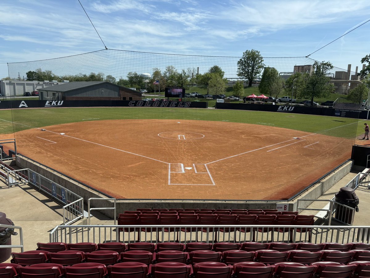 Marshall Softball tweet media