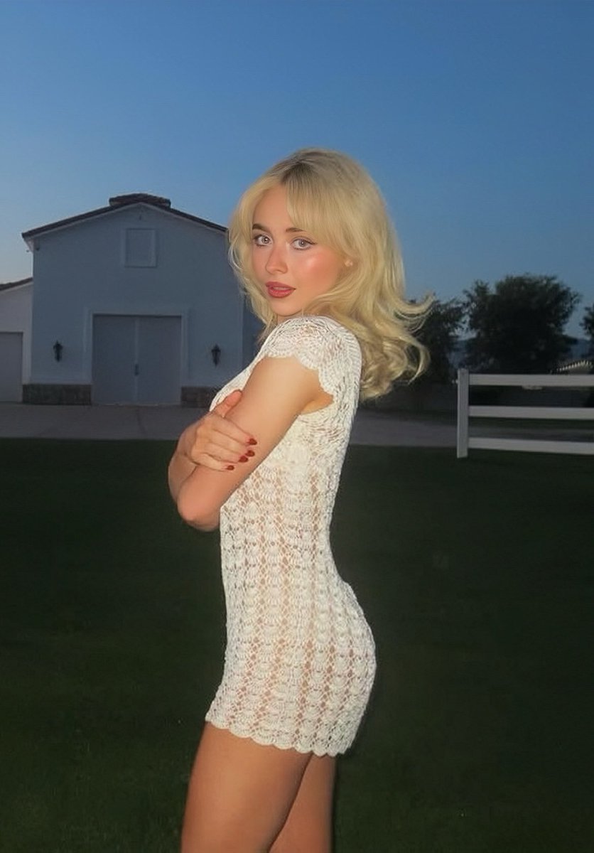 sabrina carpenter??!