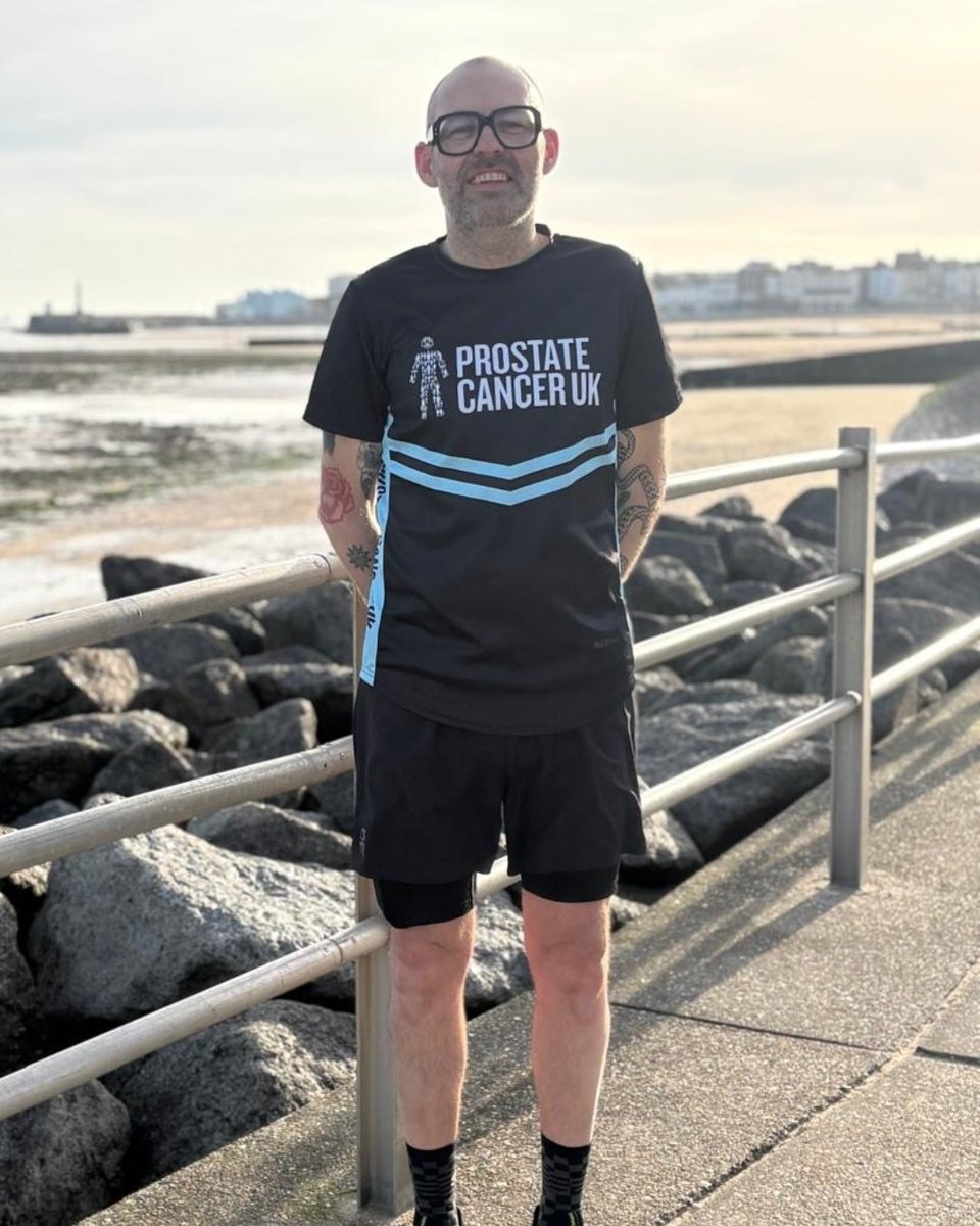 ProstateUK's tweet image. Running the @LondonMarathon is tough…

🤯 But running another 80 miles back home to East Kent the next day? That’s three more marathons!

That’s exactly what Chris is taking on - raising funds and awareness for #ProstateCancer in memory of his dad, John.

#LondonMarathon l #Run