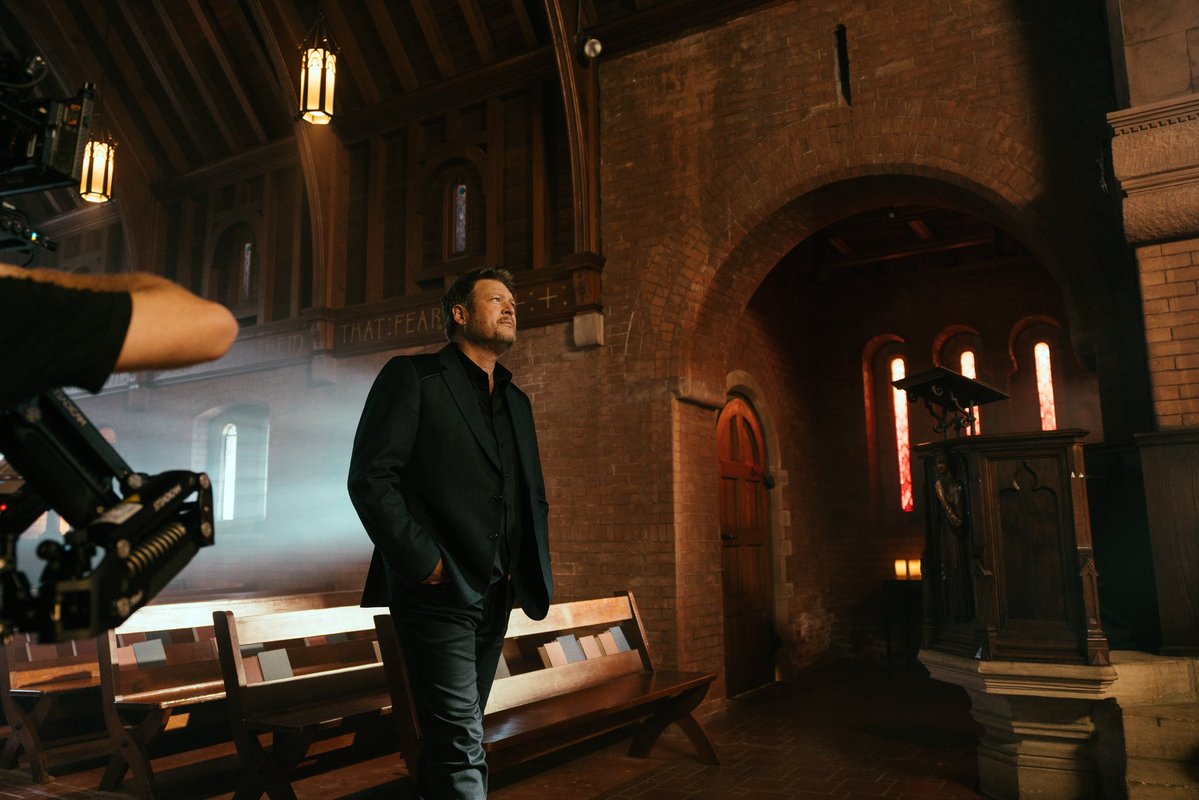 Blake Shelton tweet media