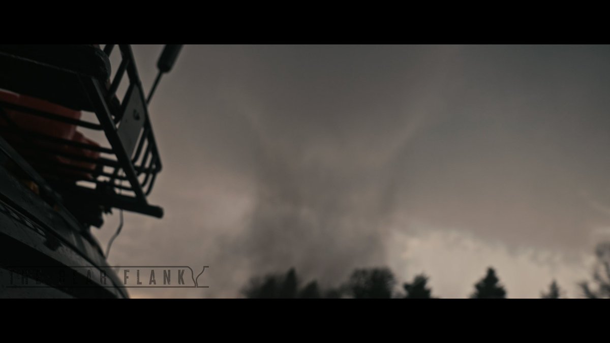 CRyanMauk's tweet image. I’m nobody but here’s my take: I don’t chase full-time. I am fortunate enough to have a job (where #savinglives is a real thing) in which I work a 24 and a 12 hour shift per week, which yields a lot of time off in between. That said, I’m pretty judicious about what I go after. If