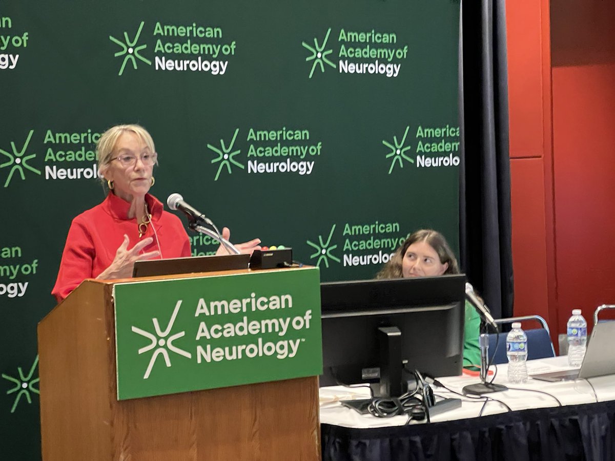 doctordobro_'s tweet image. @anntiltonnola &amp;amp; @KerashviliNino leading Transition to Adulthood talk at #AANAM! @AANmember - over half of providers surveyed reported discomfort with #autism @ #neurodevelopmental disorders. Talks like these at AAN can change that statistic! @Neuro_IDD