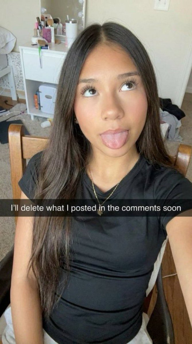 lanathecrush's tweet photo. don't open the comment :) https://t.co/FWNkFiueVg