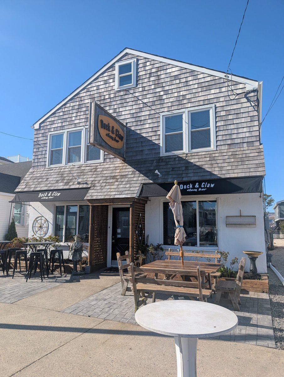 MarcoM_Shift4's tweet photo. DOCK &amp; CLAW CLAM BAR located in Beach Haven NJ has made the switch to @SkyTabPOS from @Shift4 . Thursday is their reopening so go check them out. https://t.co/K7H2cR8x0C