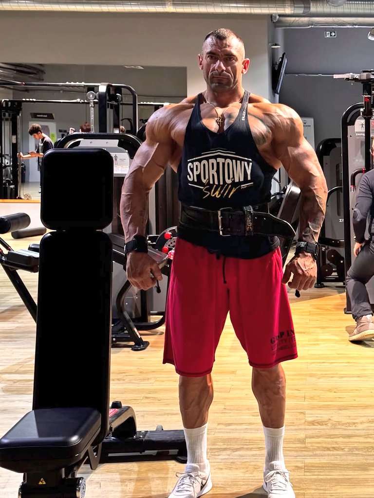 sawickibuilt's tweet image. Be quiet, so that life actually speaks..
#proverbs #motivationdaily #fitnes #usmarines