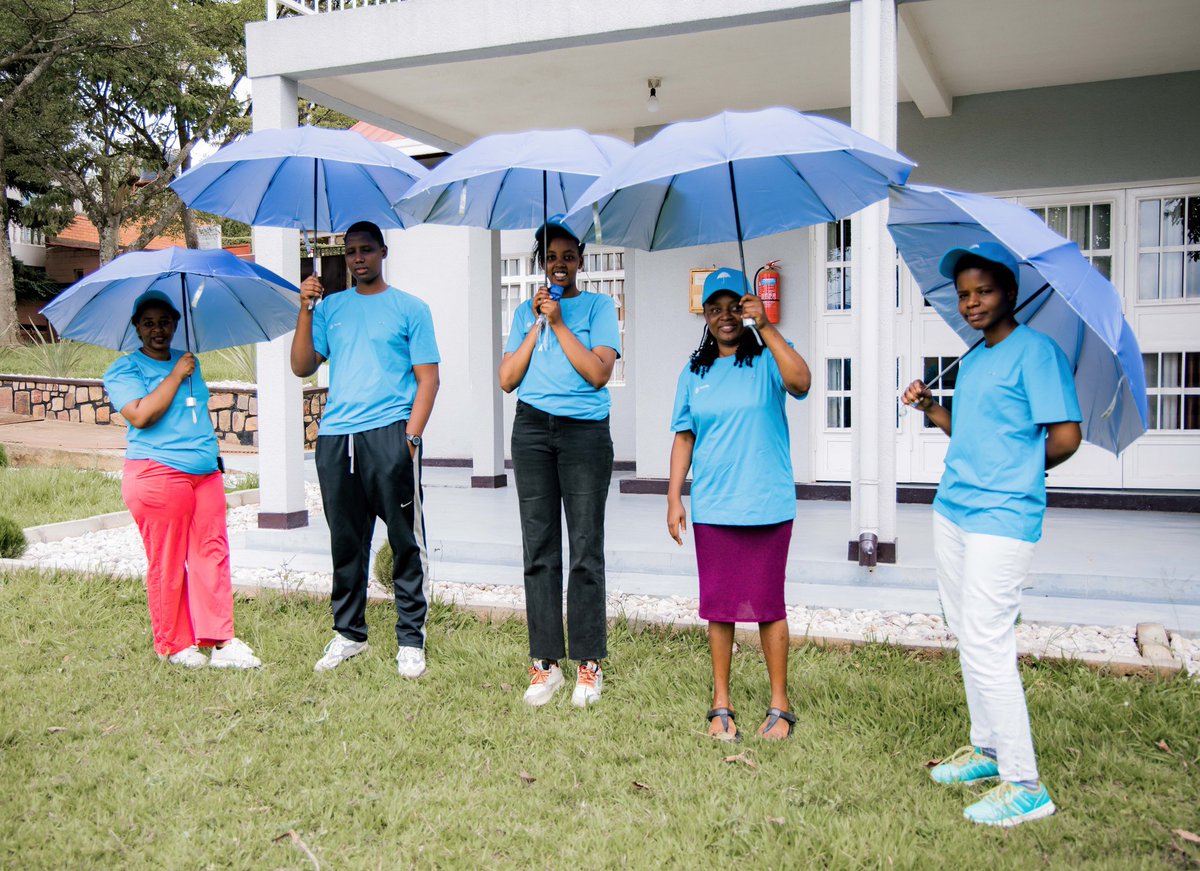 UyisenganImanzi's tweet photo. The International week 4 Fighting Violence Against Boys with a Blue Umbrella session. 20 youth learned how to recognize, prevent &amp; report violence &amp; where to seek help through awareness.
Together, we build safer communities. #BlueUmbrella #EndViolence @FFEveryChild @Rwanda_Child https://t.co/knoFYwgPGK