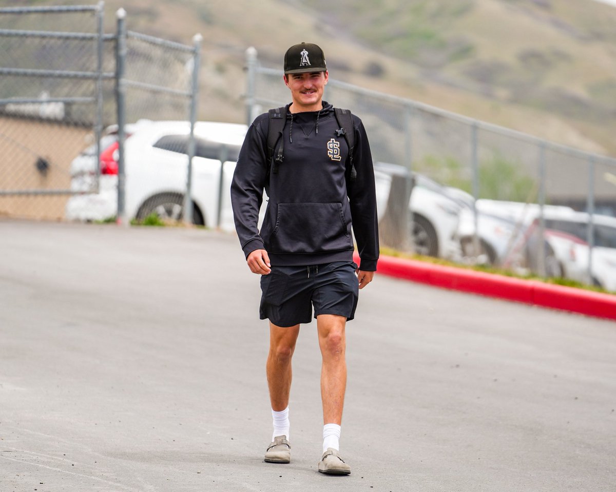 utahbaseball's tweet photo. rollin’ up to the yard

#GoUtes https://t.co/NNSANbwrdh
