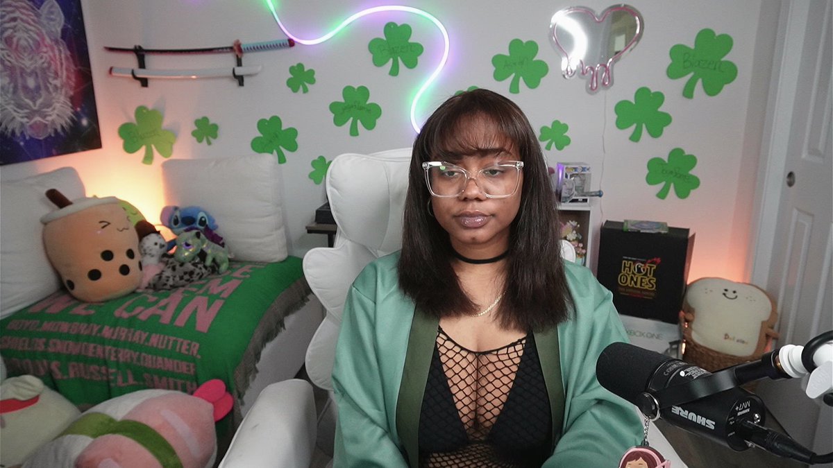 ThtGuhrlD | Twitch Streamer tweet media