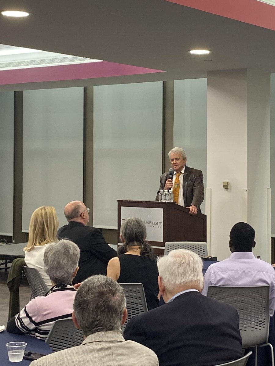 School of Public Affairs tweet media