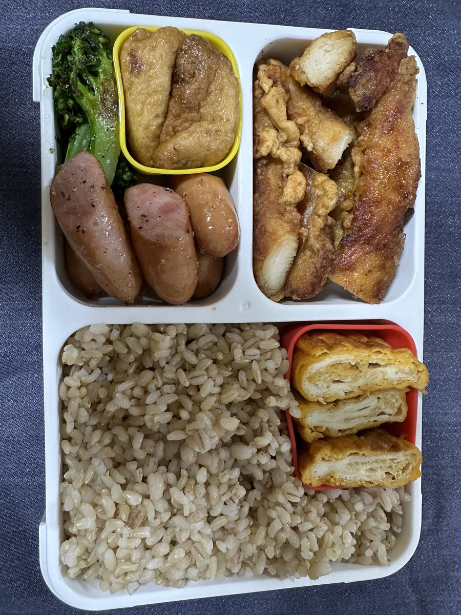 food_in_japan's tweet image. Hello everyone!  today’s bento.

Have a nice day from Japan.

#japan #japanesefood #bento #homecooking #lunch