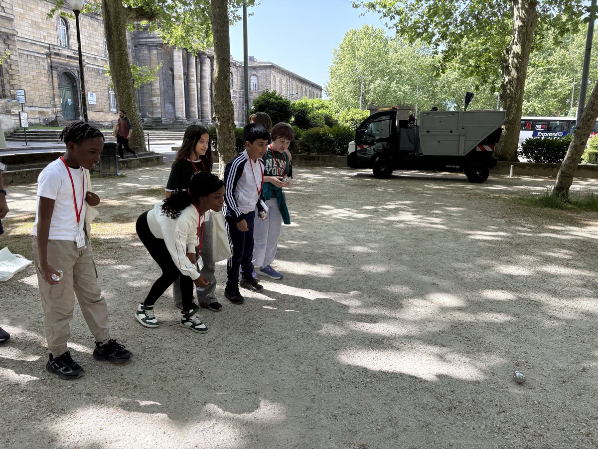 GrantonPrimary's tweet image. Taking our best shot in Bordeaux 🎯🇫🇷  Year 6 are rolling, aiming and cheering each other on!  
#Pétanque #GrantonFamily #ExcellenceForAll #Leadingtheway #TuringScheme
