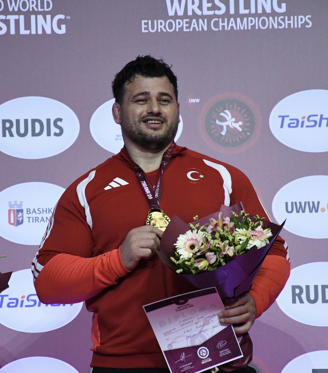 2026 Avrupa Güreş Şampiyonası finalinde Macar rakibi Darius Attila Vitek'i mağlup ederek 13. kez Avrupa şampiyonu olan ve bunu başaran ilk sporcu olarak tarihe geçen Rıza Kayaalp’i yürekten tebrik ederim.💪