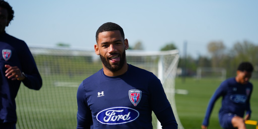 IndyEleven's tweet photo. Thumbs up because we're back at home this week👍 https://t.co/1wSq8BOhxn