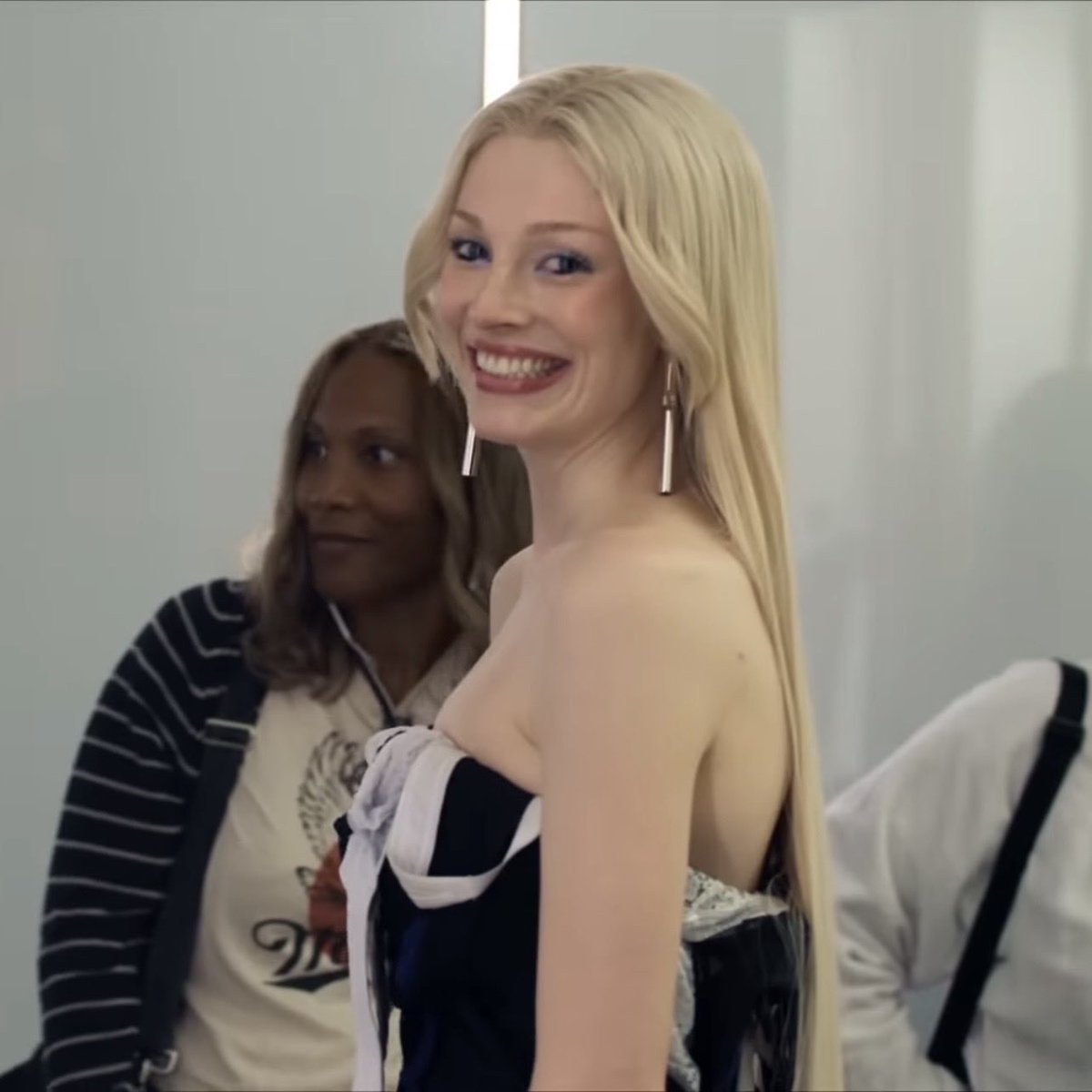 Hunter Schafer Central tweet media