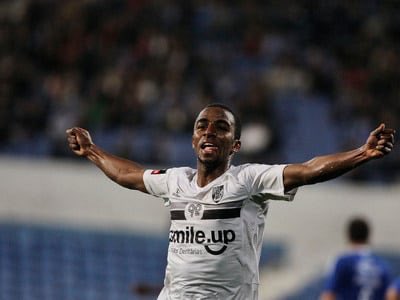 Rodrigo98900208's tweet image. #nohelp existe um mundo? 🥹