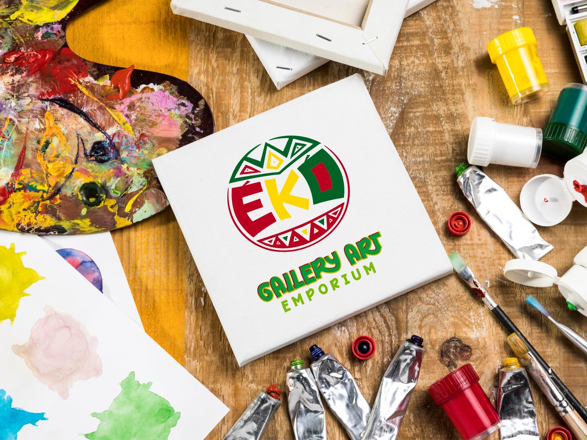 KaseyChukwu's tweet image. From pencil sketch to clean identity ⚫⚪
This logo started as a rough idea on paper—built around symmetry, bold shapes, and cultural-inspired patterns. Every detail was intentional. Every line has purpose.
Swipe to see the process ➡️#LogoDesign #CreativeProcess #FromSketchToLogo