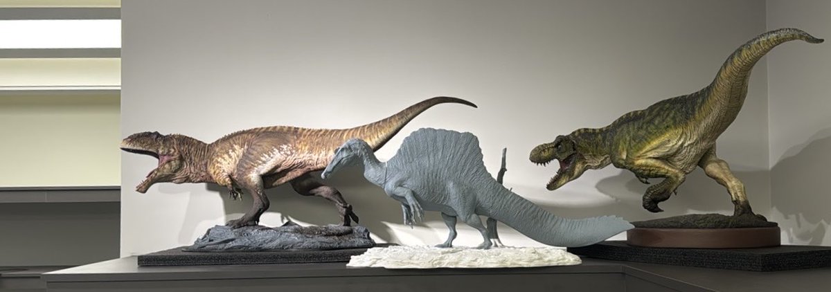 x_seaver's tweet photo. Giga 1/10 
T.rex 1/12
Spino 1/18or1/20? I forgot https://t.co/uQKCP5QJRM
