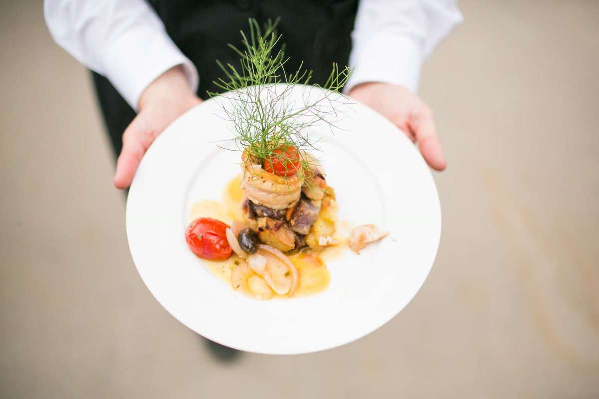 Something for everyone 🍽️

From fresh favorites to comforting classics, our menu offers a little something for everyone - come discover your new go-to dish tonight! ✨

Make your reservations here: linktr.ee/mamasmeatball