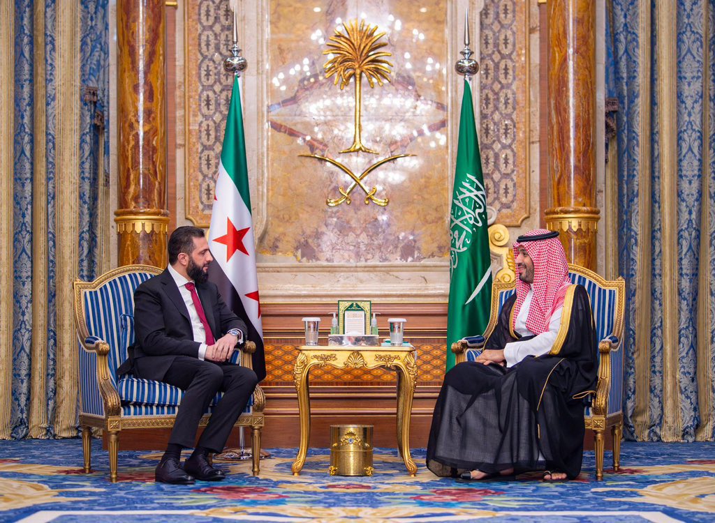 سمو #ولي_العهد الأمير #محمد_بن_سلمان‌ يلتقي رئيس الجمهورية العربية السورية.