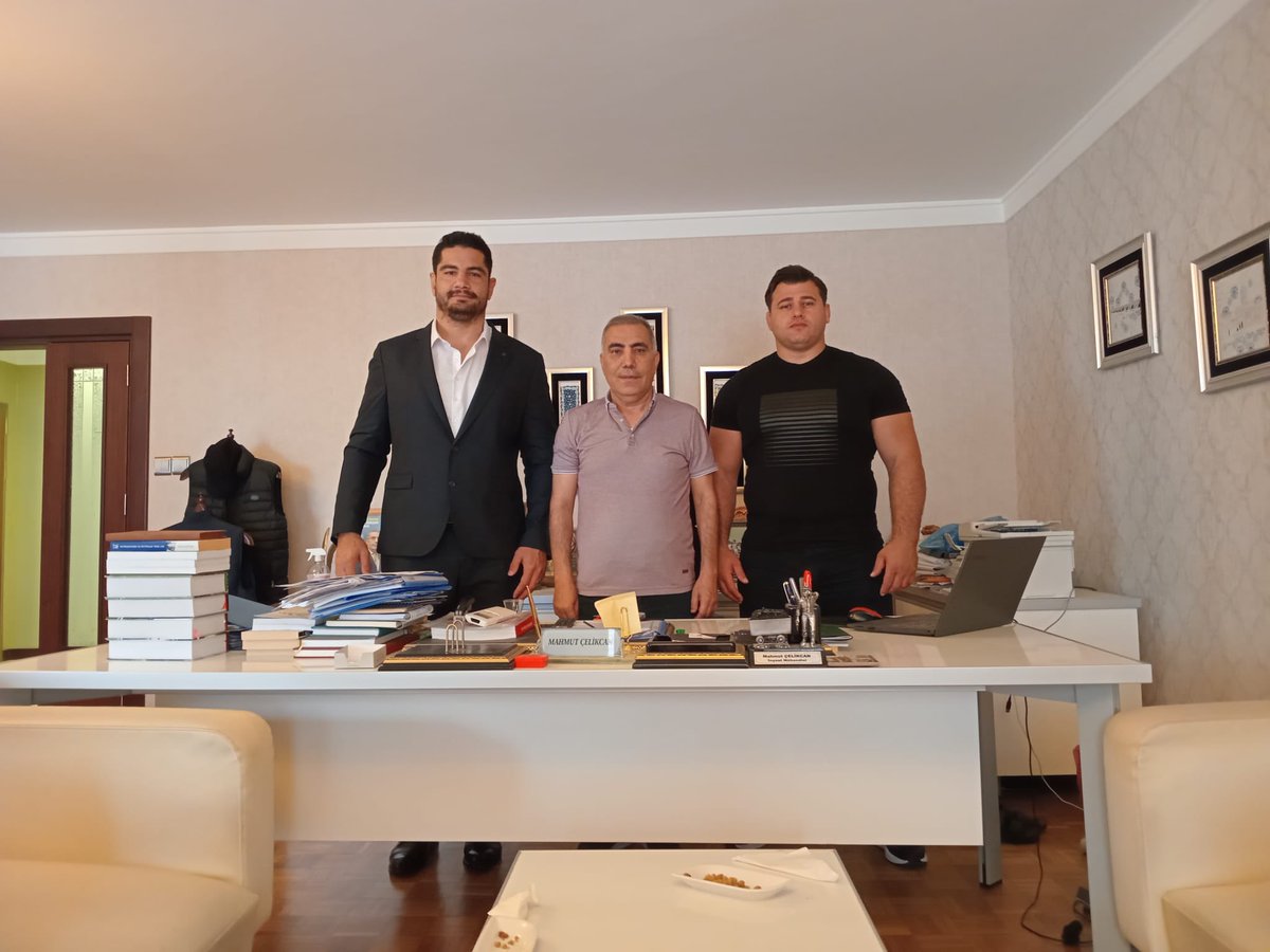 CelikcanMahmut's tweet photo. 13.Kez Avrupa Şampiyonu olarak rekor kıran ve Ülkemizin gurur kaynağı olan Rıza Kayaalp’ı tebrik ediyorum. Desteklerini esirgemeyen Cumhurbaşkanımız Sayın Recep Tayyip Erdoğan’a, Bakanımız Sayın Osman Aşkın Bak’a ve Fedarasyon Başkanımız Sayın Taha Akgül’e şükranlarımı sunuyorum. https://t.co/t9edmoY2P2