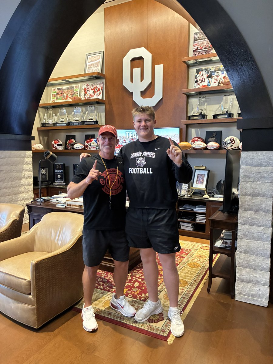 joey_flem's tweet image. Thank you for the amazing time @OU_Football I’m looking forward to being back! @CoachVenables @OU_CoachB @_ClaytonWoods @HHSPantherFB #agtg