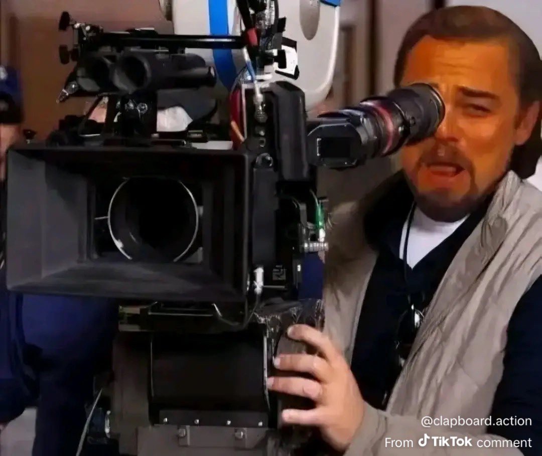 itsneneeu's tweet photo. o cameraman deste jornal dps desta entrevista vai poder escrever no seu curriculo: “ vi a cristina ferreira enterrar-se ao vivo “  #sstvi https://t.co/04yQLGiUpY