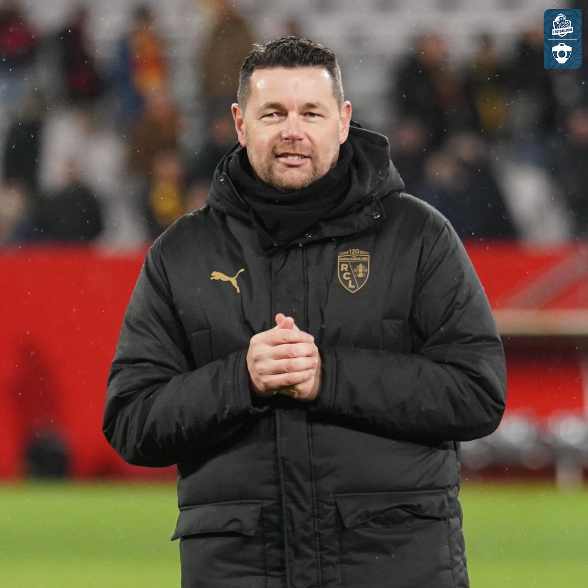 Footballogue's tweet photo. Cette finale de Coupe de France, Pierre Sage la 𝗠𝗘́𝗥𝗜𝗧𝗘 𝗧𝗘𝗟𝗟𝗘𝗠𝗘𝗡𝗧 ! 👏👏

Le redressement de l'OL en 2023/24, cette saison extraordinaire avec Lens en 2025/26...

𝗖𝗘 𝗠𝗢𝗡𝗦𝗜𝗘𝗨𝗥 𝗘𝗦𝗧 𝗜𝗠𝗠𝗘𝗡𝗦𝗘 ! 🎩 https://t.co/5FLglEIRrN