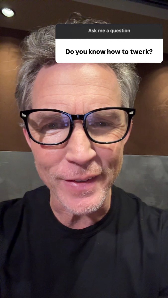 lio (@lanashotspot) on Twitter photo 