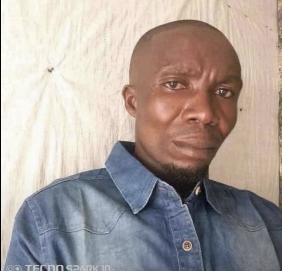 Johnsmith tweet media