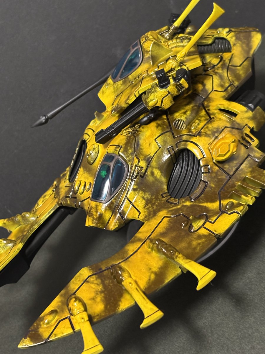 sin_mikawaya's tweet photo. ウェイブ・サーペント
スミ入れまで。
キャノピーは少し濃すぎたも…
#warhammer40k
#ウォーハンマー40k 
#AELDARI
#アエルダリ https://t.co/QhmvVPaS9W