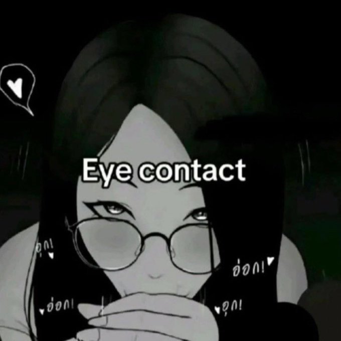 Ema Fox 👄 tweet media