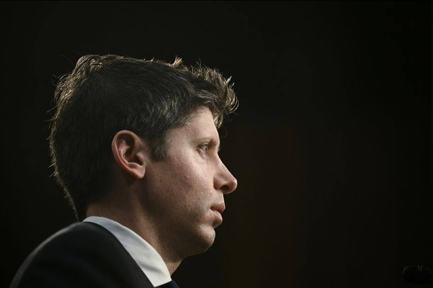 boyarsh1nov's tweet photo. Digging through on-chain data, I came across what appears to be a list of crypto wallets linked to Sam Altman

Not jumping to conclusions yet, but the data is 85% verifiable

Transparency on-chain is powerful. Sometimes, it tells stories no press release ever will https://t.co/M5nmXRerxb