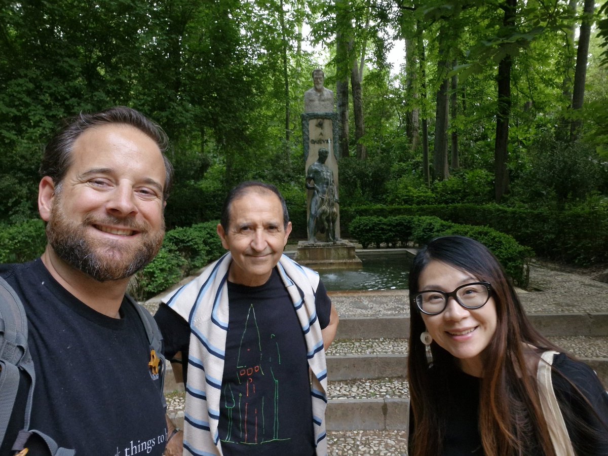 Benny_ViaStoica's tweet image. Yet another lovely #Stoic #walk in the hills surrounding the #alhambra.

Today was more of an exploration and observation of the world and nature around us.

How often do you just walk and look around you?