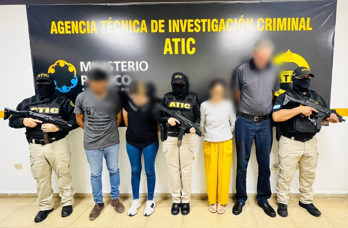 MP_Honduras's tweet image. #MP logra detención judicial de Christof Oliver Wittwer, Petrona Bautista Pineda, Fanny Tabora y Jimmy Romero, acusados de otras agresiones sexuales calificadas continuadas, tratos degradantes y omisión de los deberes de impedir delitos. Audiencia inicial viernes 24 de abril