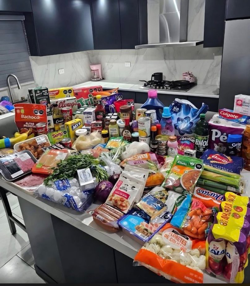 #LukitaUrisisbenizado tweet media