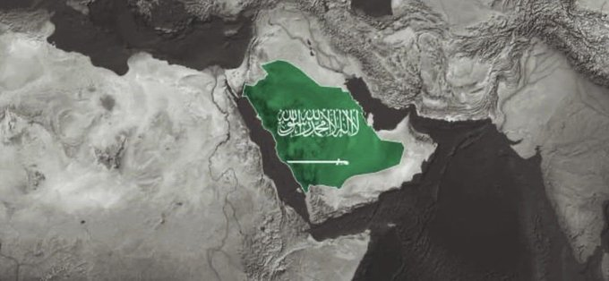 RayanAbedallah's tweet photo. السعودية هيبة تُروى وتاريخ يُخلّد، قيادةٌ حكيمة تصنع المجد أولًا، وفيها الحرمين وقبر النبي ﷺ، وشعبٌ شجاع يمضي بعز وثبات، وطنٌ عظيم يكتب الفخر كل يوم 🇸🇦🔥 https://t.co/15D8kH1vW3