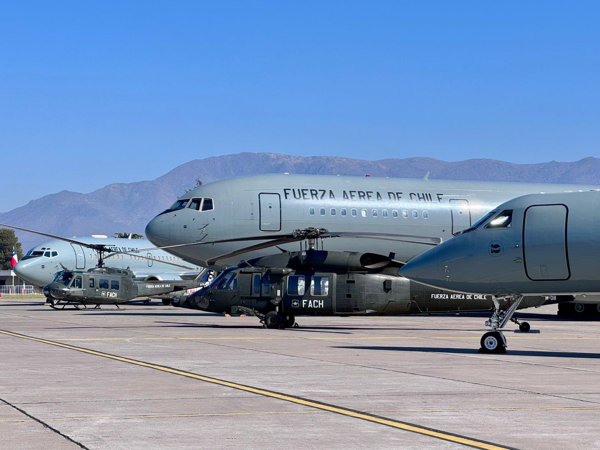 Fuerza Aérea de Chile tweet media