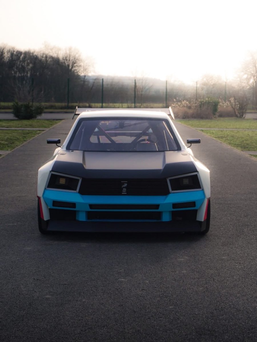Auto_Revving's tweet photo. The Espera Sbarro S-121 is a radical concept car developed by students at the Espera Sbarro UTBM school in Montbéliard, France, and officially unveiled in March 2026.
#EsperaSbarro #S121 #UTBM #TwitterTrend https://t.co/6VsFbp82dL