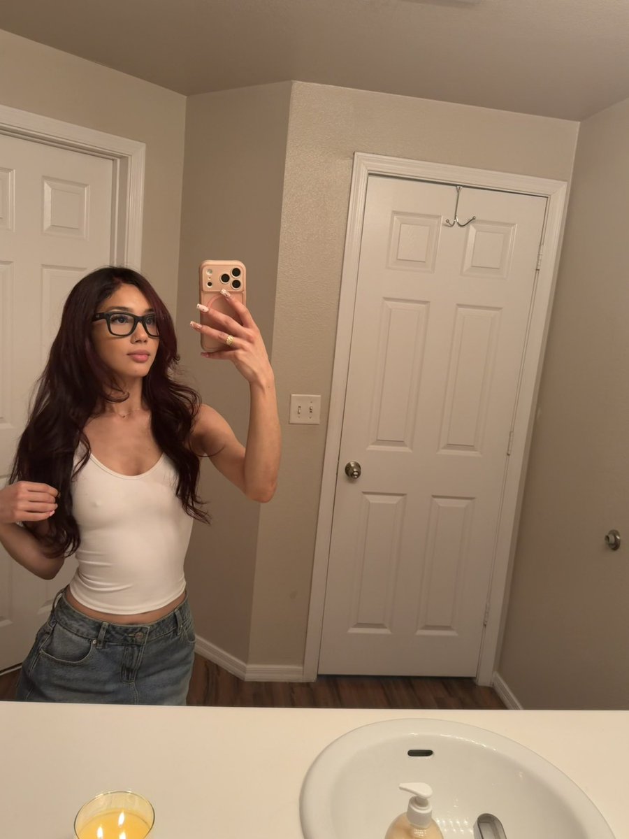 S4M4NTH4 tweet media