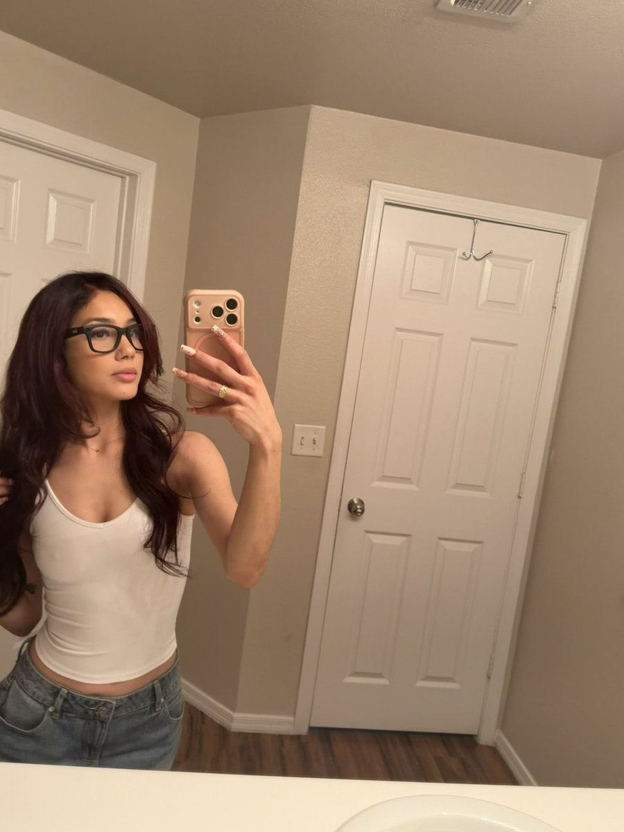 S4M4NTH4 tweet media