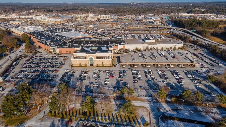 CREMarketBeat's tweet image. The Mall at Rockingham Park Unveils New Retailers and Dining for 2026 in Salem, NH

Read the full article below...

cremarketbeat.com/the-mall-at-ro…

#CRE #retail
