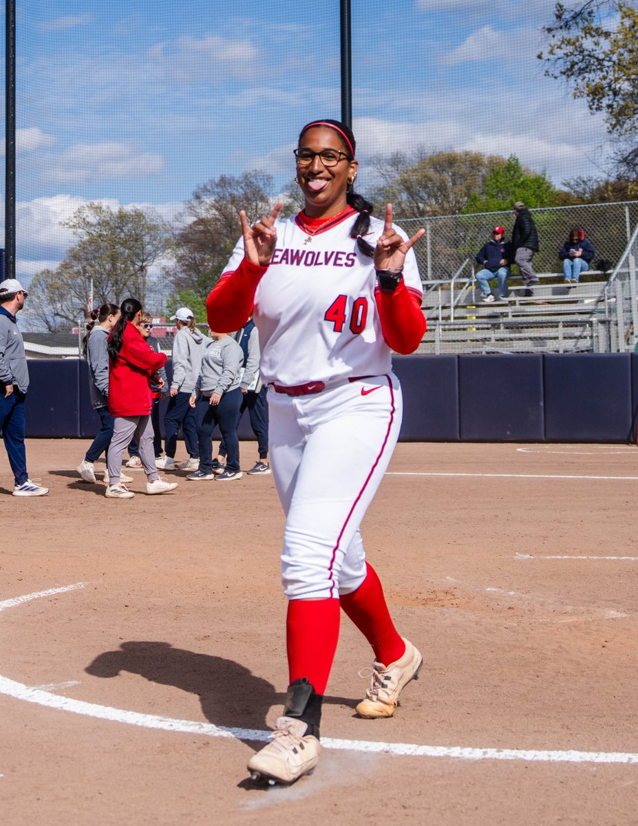 StonyBrookSB's tweet image. Weathered the Red Storm🤘

🌊🐺 x #NCAASoftball