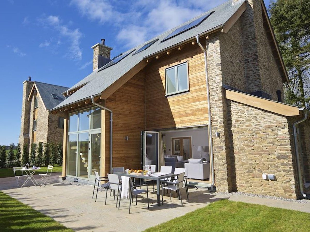 scateringcouk's tweet image. 3 The Drive, Hillfield, a 5-bed retreat in Dartmouth sleeping up to 10 people.
📍 Dartmouth, Devon

selfcatering.co.uk/england/devon/…

#Dartmouth #Devon #HolidayCottage #SelfCatering