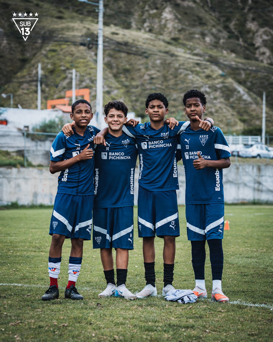 Formativas_LDU's tweet image. Siguen creciendo, siguen creyendo. 💪⚽

La #U13 entrena con la mirada en lo más alto. 🔝

#MiniGuerreros #VamosLIGA