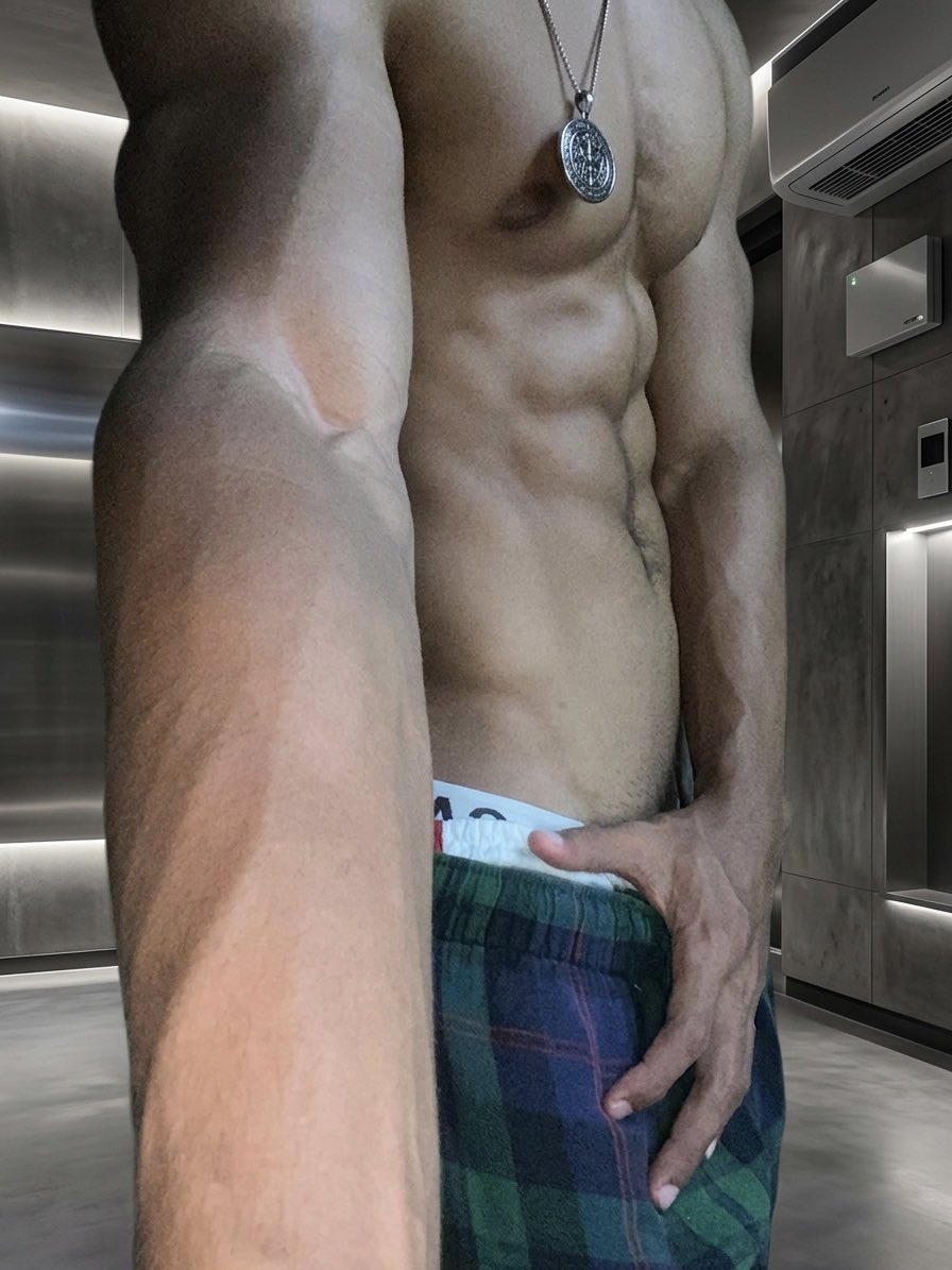Azael__04's tweet photo. Ven acompáñame 🔞❤️‍🔥
https://t.co/srKB9xpq63

Dale RT para más https://t.co/LJ8FSbq811